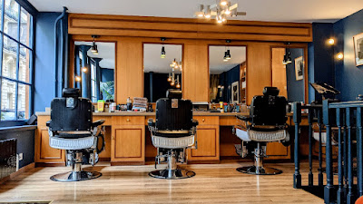Les Maitres Barbiers Perruquiers - Barbier, Coiffeur Hommes à Paris