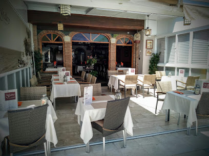 Restaurante la Galería - Paseo Marítimo Playa Burriana, 2, 29780 Nerja, Málaga, Spain