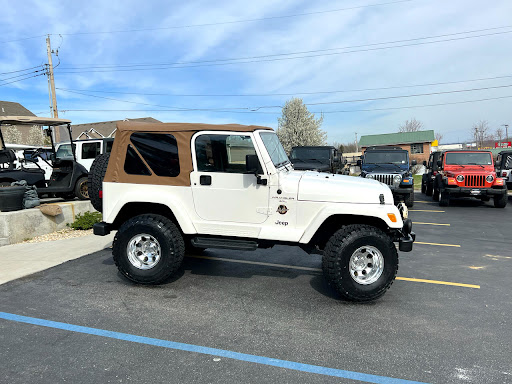 Car Dealer «Scoreboard Automotive Sales and Leasing», reviews and photos, 527 N Central Ave, Eureka, MO 63025, USA