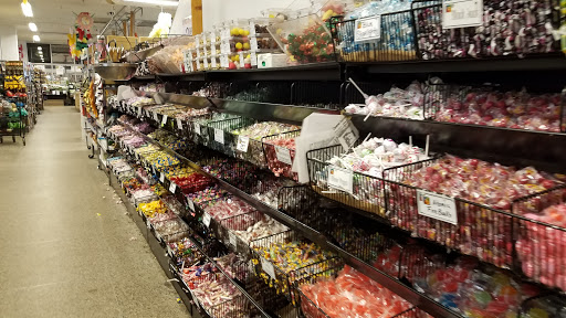 Grocery Store «Horrocks Farm Market», reviews and photos, 235 Capital Ave SW, Battle Creek, MI 49037, USA