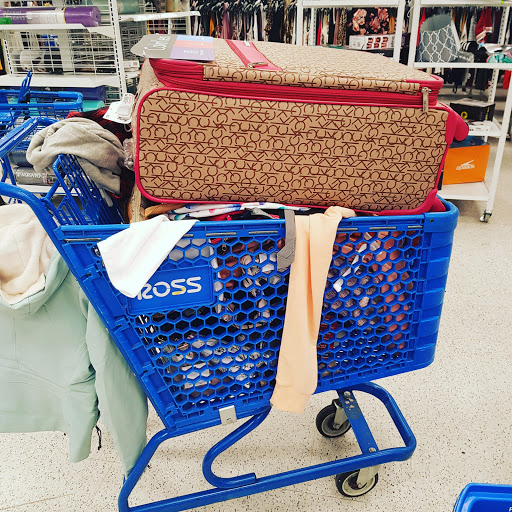 Clothing Store «Ross Dress for Less», reviews and photos, 7884 Van Nuys Blvd, Van Nuys, CA 91402, USA