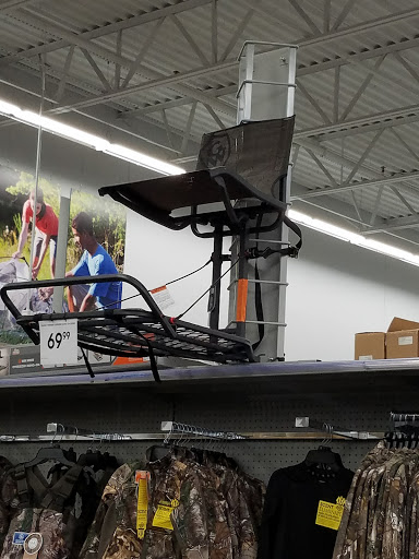 Sporting Goods Store «Academy Sports + Outdoors», reviews and photos, 9997 Crossing Way #800, Denham Springs, LA 70726, USA
