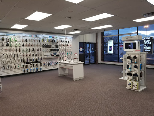 Cell Phone Store «GoWireless Verizon Authorized Retailer», reviews and photos, 1581 Main St, Palmer, MA 01069, USA