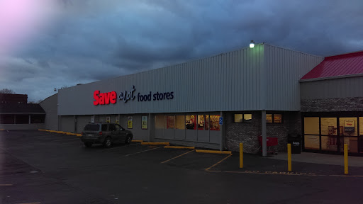 Save-A-Lot, 1301 State St, Lawrenceville, IL 62439, USA, 
