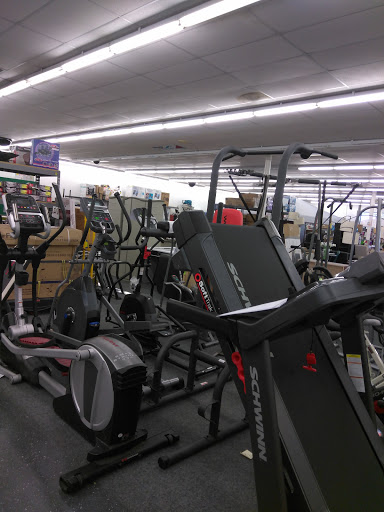 Home Goods Store «Yard Sale USA», reviews and photos, 562 Nissan Dr, Smyrna, TN 37167, USA