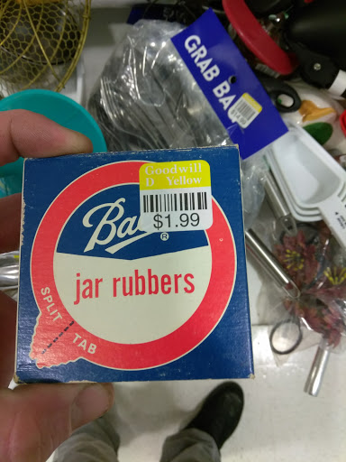 Thrift Store «Goodwill - Maplewood», reviews and photos, 2580 White Bear Ave, Maplewood, MN 55109, USA