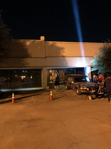 Haunted House «Moxley Manor Haunted House», reviews and photos, 510 Harwood Rd, Bedford, TX 76021, USA