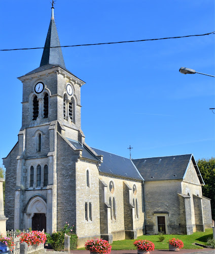 Église catholique Église Saint-Pierre-ès-Liens Arrelles