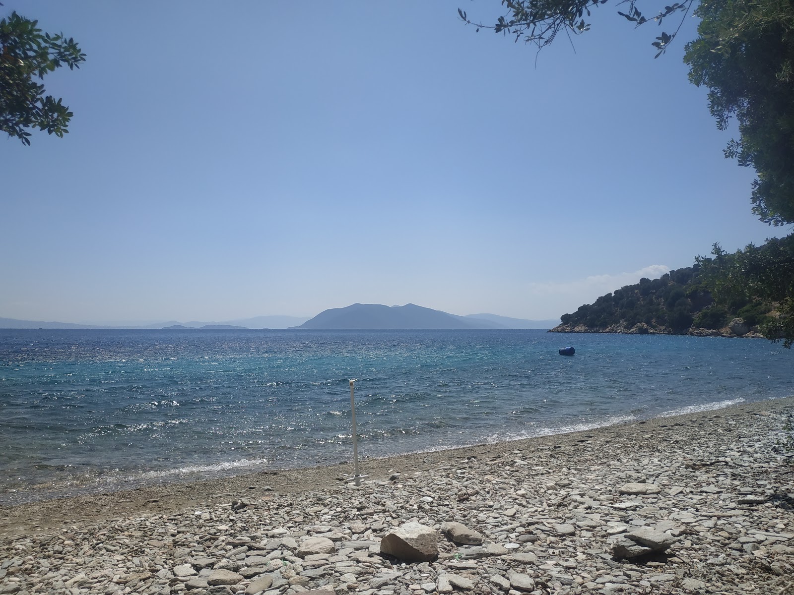 Fotografie cu St. Vaso beach cu nivelul de curățenie destul de curat