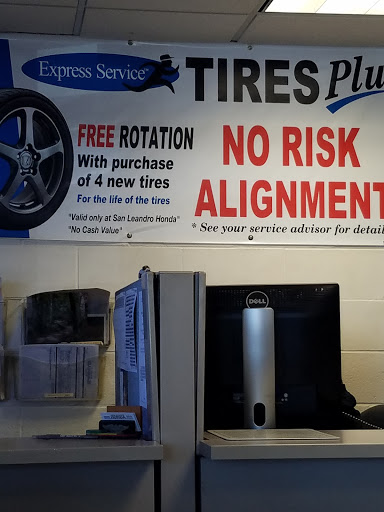 Honda Dealer «San Leandro Honda», reviews and photos, 1302 Marina Blvd, San Leandro, CA 94577, USA