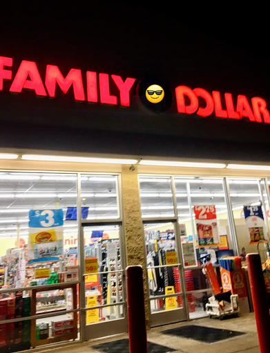 Dollar Store «FAMILY DOLLAR», reviews and photos, 45 8th St, Midland, PA 15059, USA