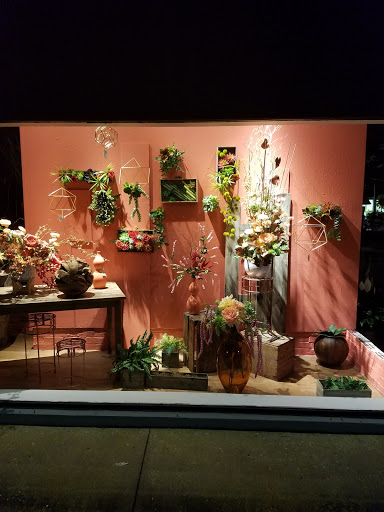 Florist «Sanford Flower Shop», reviews and photos, 209 E Commercial St, Sanford, FL 32771, USA