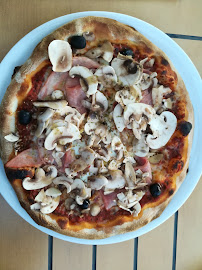 Pizza du Restaurant français Chez Bob à Saint-Palais-sur-Mer - n°4