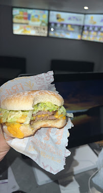 Cheeseburger du Chez Mikiou | Kebab à L'Isle-sur-la-Sorgue - n°2