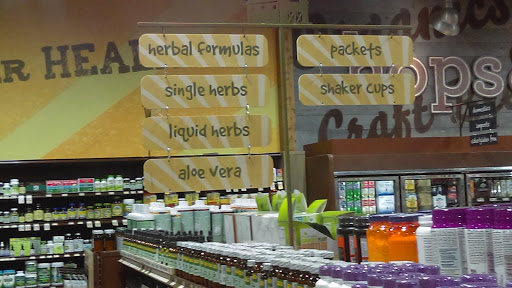 Grocery Store «Fresh Thyme Farmers Market - Kenosha», reviews and photos, 7100 Green Bay Rd, Kenosha, WI 53142, USA