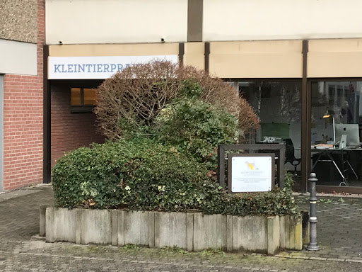 Kleintierpraxis am Kenntemichplatz unter Troisdorf, Rheinland-Pfalz