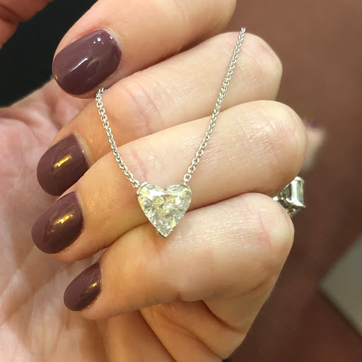 Jewelry Store «Indulgence Jewelers», reviews and photos, 4001 Kennett Pike Suite 130, Greenville, DE 19807, USA