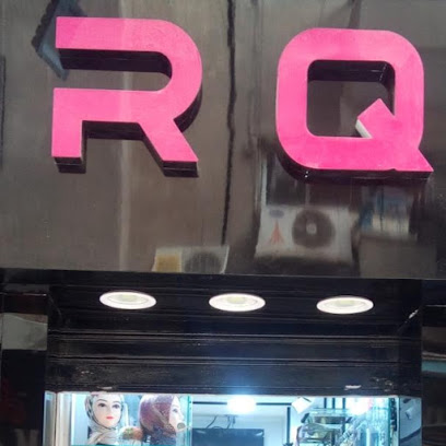 RQ scarf store