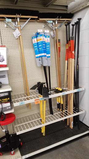 Hardware Store «Harbor Freight Tools», reviews and photos, 1291 N Hacienda Blvd, La Puente, CA 91744, USA