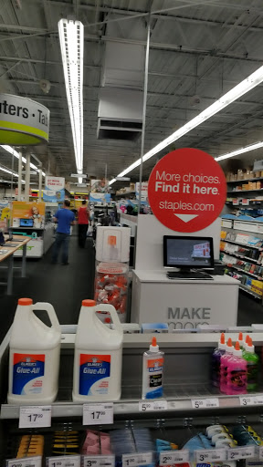 Office Supply Store «Staples», reviews and photos, 2601 Jackson Ave, Ann Arbor, MI 48103, USA
