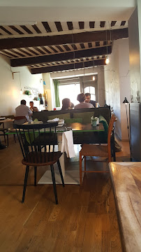 Atmosphère du Restaurant français Restaurant Au Fil du Temps à Pernes-les-Fontaines - n°3