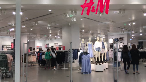 Clothing Store «H&M», reviews and photos, 140 Easton Station, Columbus, OH 43219, USA