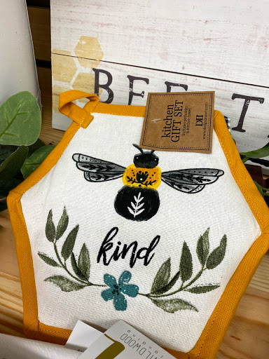 Garden Center «Stauffers of Kissel Hill Home & Garden Store», reviews and photos, 4450 Lincoln Hwy, York, PA 17406, USA