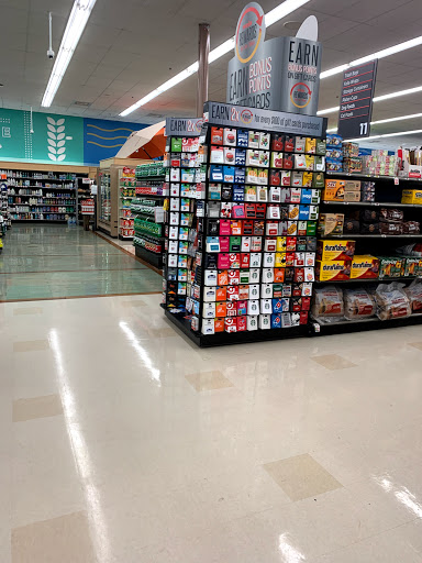 Grocery Store «Weis», reviews and photos, 883 Russell Ave, Gaithersburg, MD 20879, USA