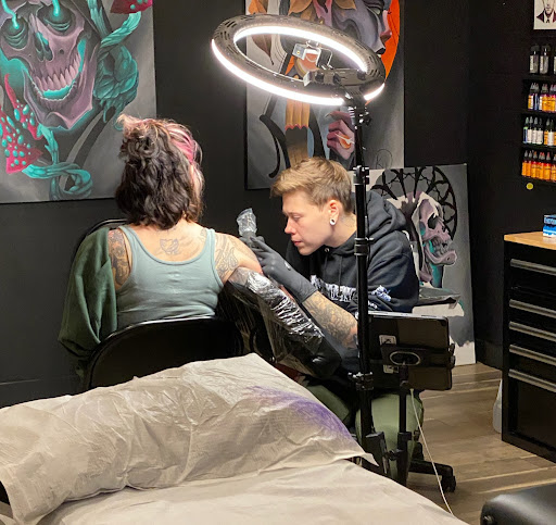 Explore poison ivy tattoo ideas, creative tattoo ideas in Orlando, available at Evermore Tattoo Studio