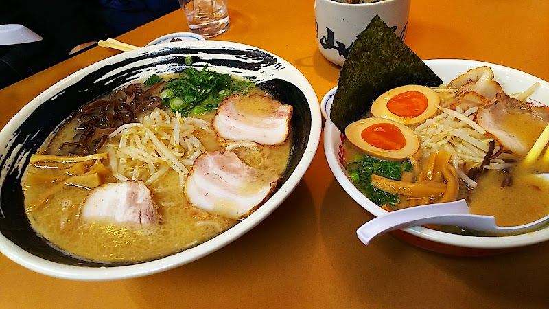 九州筑豊ラーメン山小屋 MrMax大牟田店