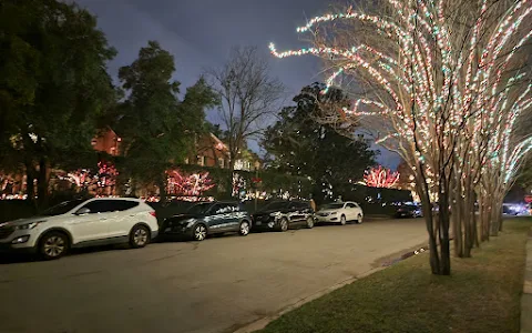 River Oaks Christmas Lights image
