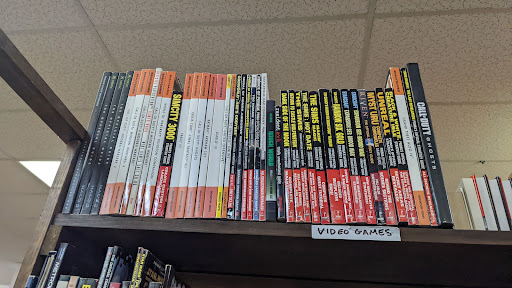 Book Store «John K. King Books North», reviews and photos, 22524 Woodward Ave, Ferndale, MI 48220, USA