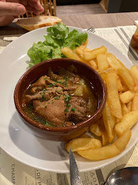 Sauce aux champignons du Restaurant de cuisine traditionnelle L'embarcadère Restaurant à Cabourg - n°4