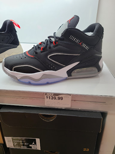 Shoe Store «WSS», reviews and photos, 6251 York Blvd, Highland Park, CA 90042, USA