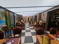 Atmosphère du Restaurant de grillades Nostalgie Grill à Clichy-sous-Bois - n°15