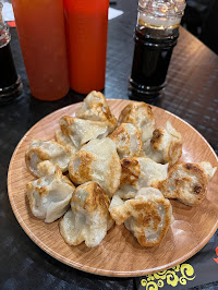 Dumpling du Restaurant chinois Les raviolis de grande mère (New raviolis de chez moi) à Paris - n°1