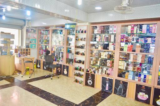 Dupe Cosmetics, Tom Jones, 76 Nnamdi Azikwe St, Lagos Island, Lagos, Nigeria, Cosmetics Store, state Lagos