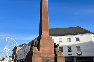 Verfassungssäule - Großherzog-Karl-Denkmal image