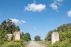 Ruins of the Maryland Avenue Gate image