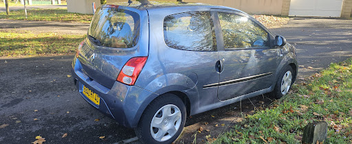 Photo 1 - Épaviste Pro - Rachat De Véhicule Accidenté Pour Destruction Enlèvement voiture épave VHU Landes 40 32 Mont-de-Marsan