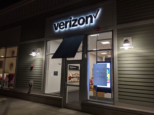 Cell Phone Store «Verizon Wireless IM WIRELESS», reviews and photos, 186 Great Rd, Bedford, MA 01730, USA