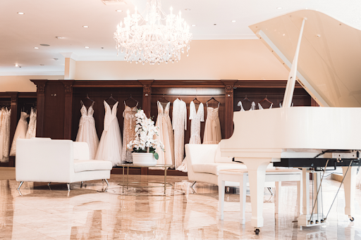 Bridal Shop «Panache Bridal Pasadena», reviews and photos, 78 S Fair Oaks Ave, Pasadena, CA 91105, USA