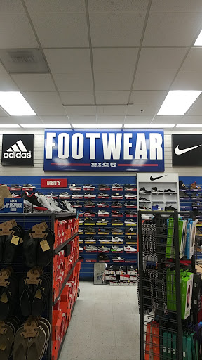 Sporting Goods Store «Big 5 Sporting Goods - Yuba City», reviews and photos, 1252 Colusa Ave, Yuba City, CA 95991, USA