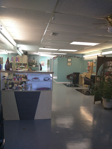 Beauty Salon «Dominicano Beauty Salon», reviews and photos, 583 Pondella Rd # F, North Fort Myers, FL 33903, USA