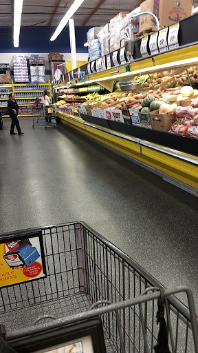 Supermarket «FoodMaxx Visalia», reviews and photos, 1550 N Ben Maddox Way, Visalia, CA 93292, USA