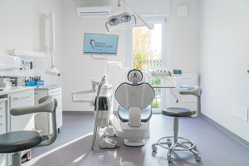 Padova Dental Clinic | Dr. Denis Cecchinato