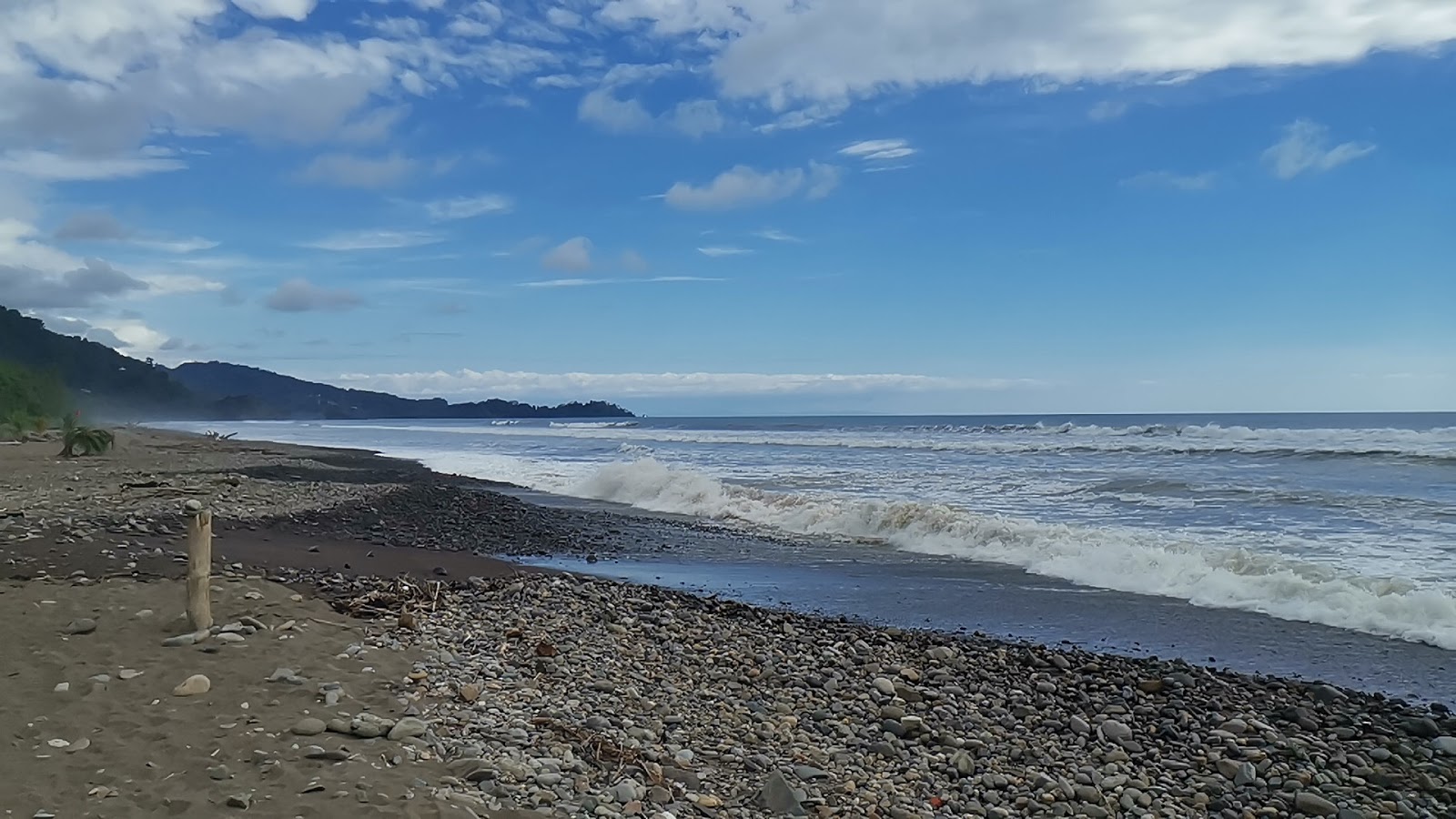 Photo de Playa Dominical zone sauvage