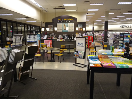 Book Store «Books-A-Million», reviews and photos, 4225 14th St W, Bradenton, FL 34205, USA