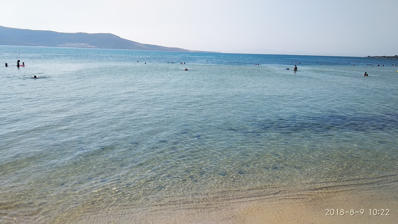 Fevzi Cakmak beach的照片 带有碧绿色纯水表面