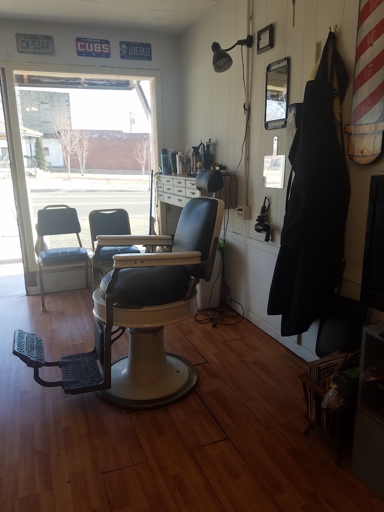 Reed's Barbershop & Shave Parlor 74434